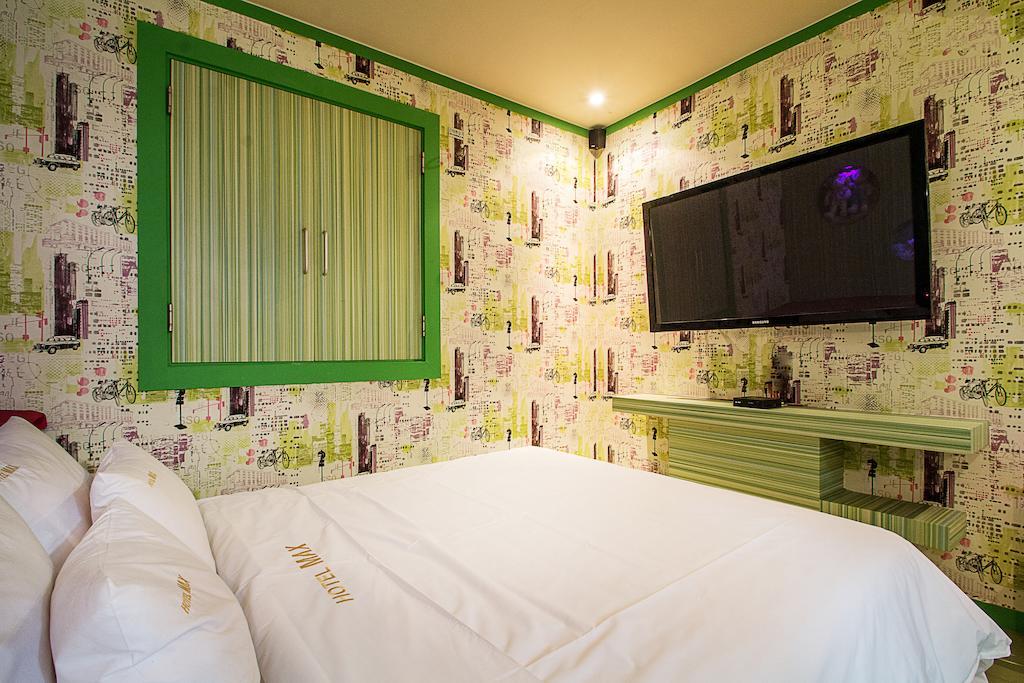 Max Hotel Daejeon Room photo