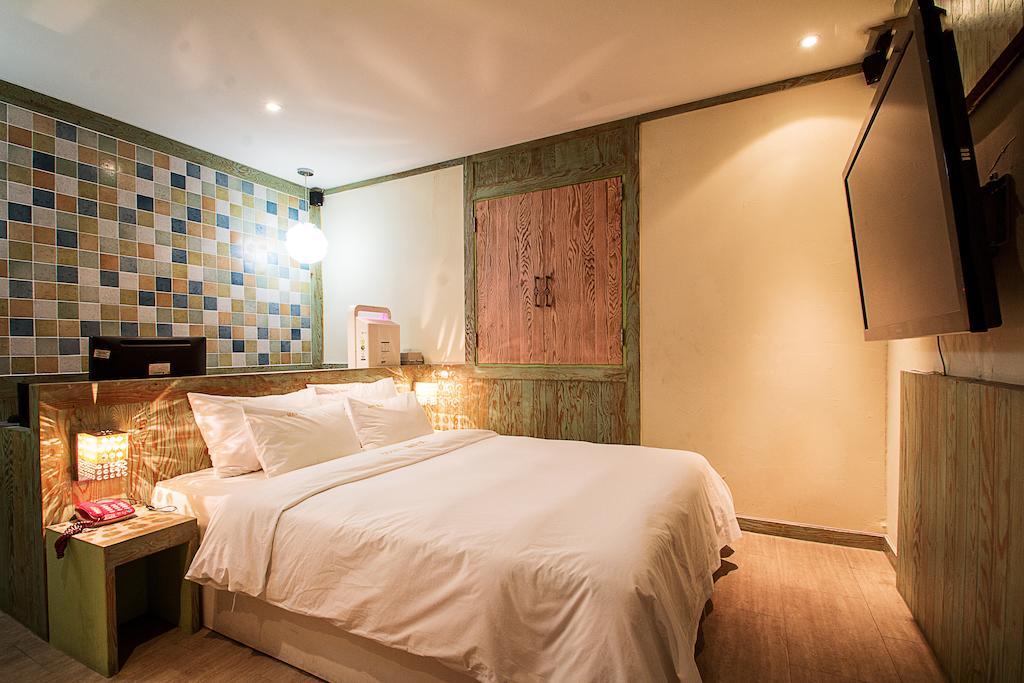 Max Hotel Daejeon Room photo