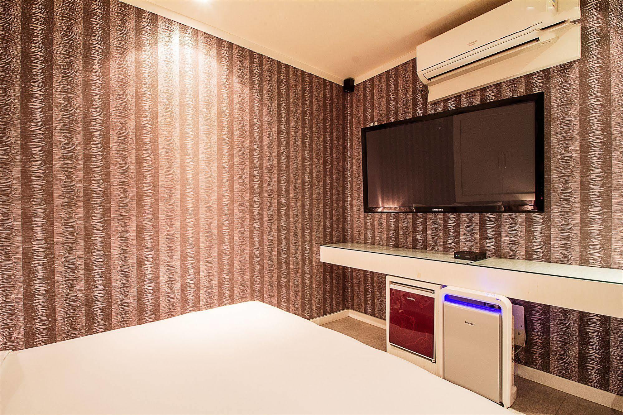 Max Hotel Daejeon Exterior photo